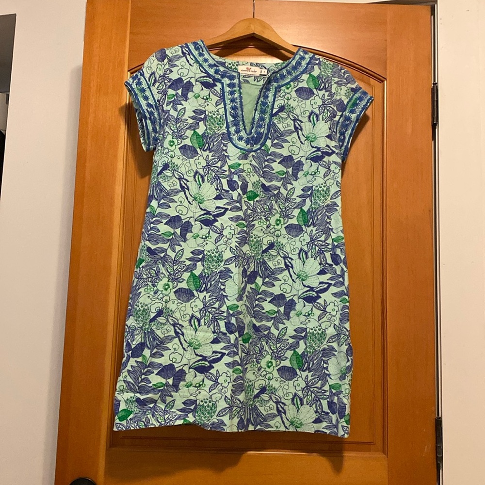 Vineyard Vines light green/blue shift dress size 6